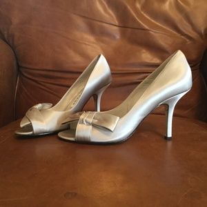 Caparros Platinum Silk Heels - size 6 - like new!